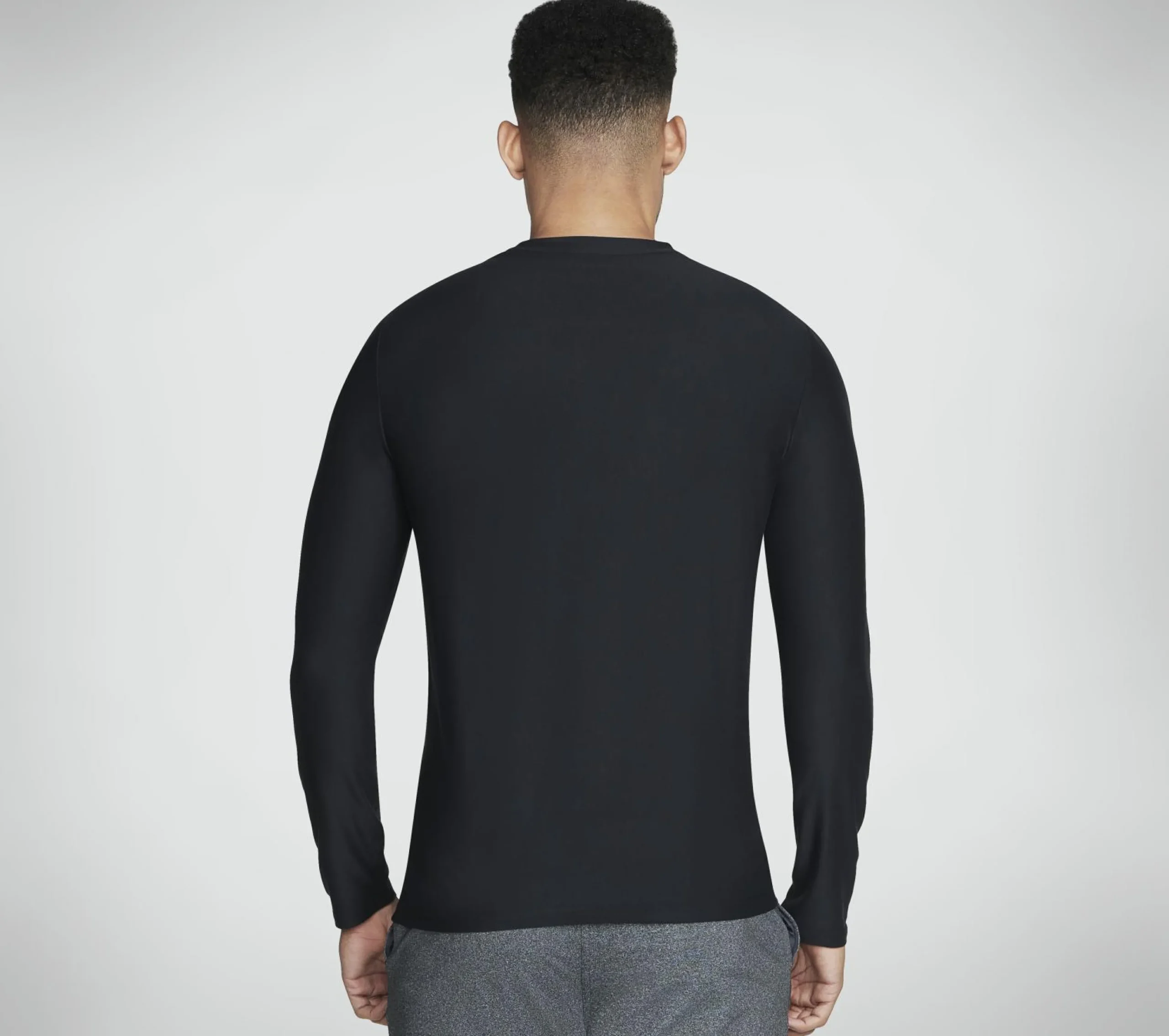 go_dri_all_day_long_sleev_1-1.webp SKECHERS GO DRI All Day Long Sleeve Tee PRETO Flash Sale