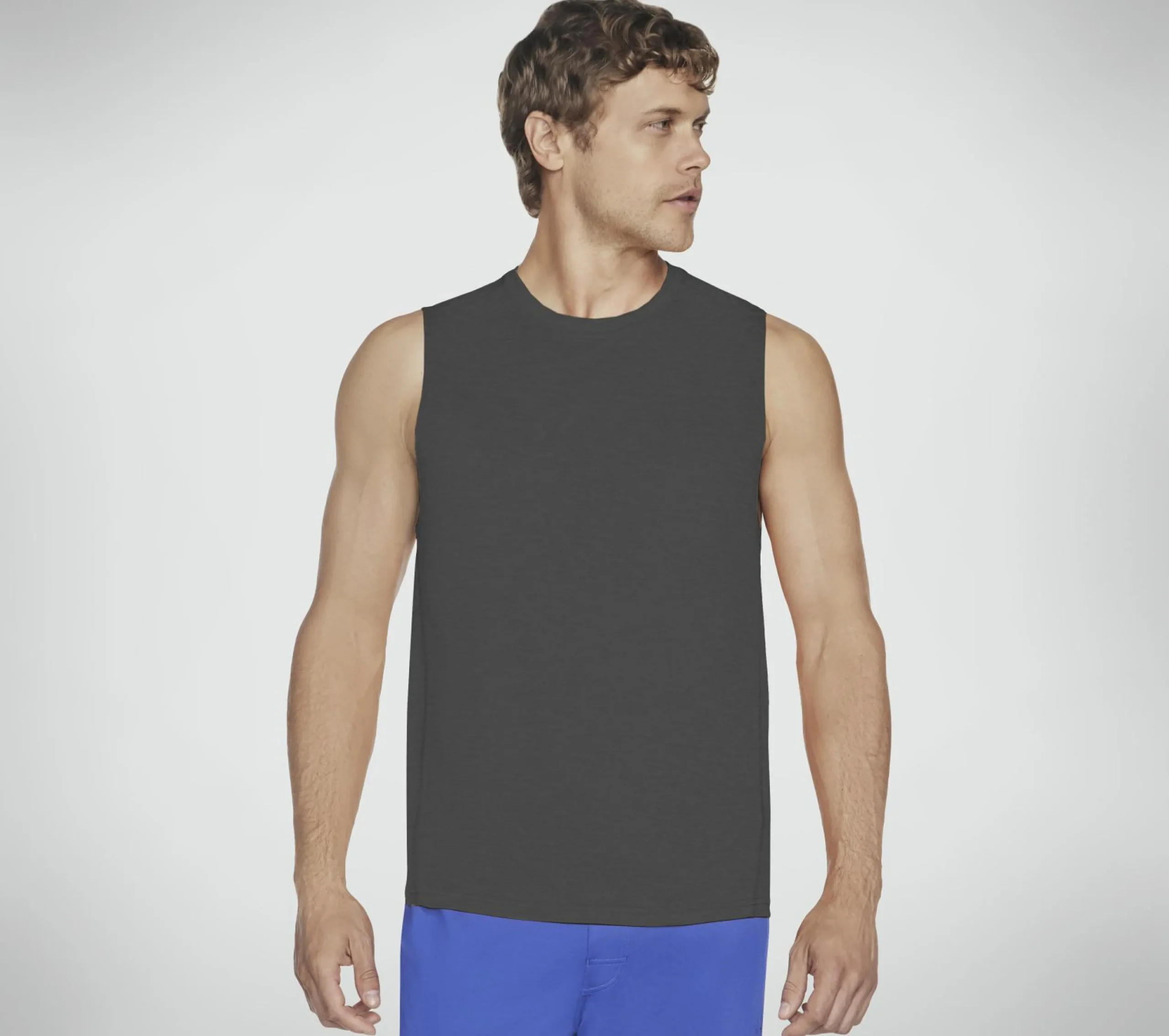 go_dri_charge_muscle_tank_0.webp SKECHERS GO DRI Charge Muscle Tank PRETO / CARVÃO Hot