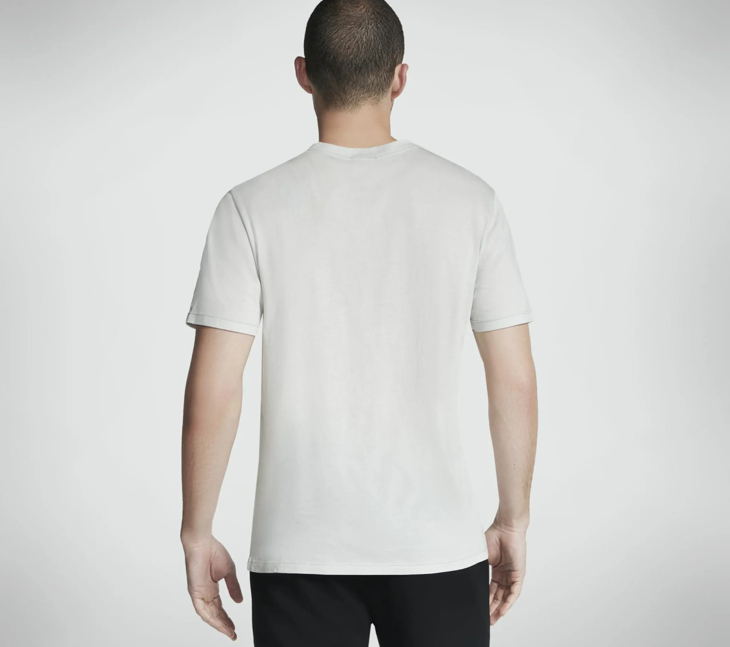 go_dri_pima_signature_vne_1.webp SKECHERS GO DRI Pima Signature V-Neck BRANCO / TAUPE Cheap